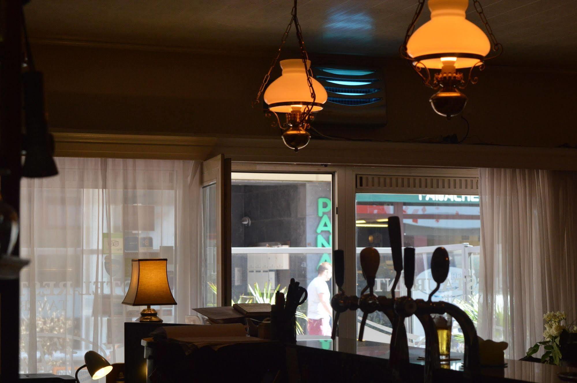 Hotel 'T Hert เกงค์ ภายนอก รูปภาพ